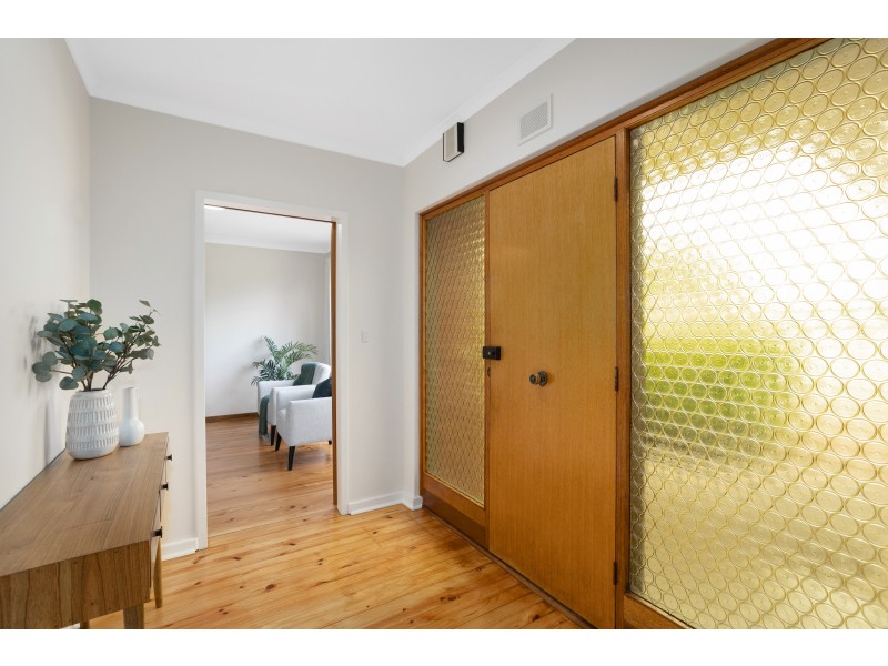 6 Torrens Street, Happy Valley SA 5159