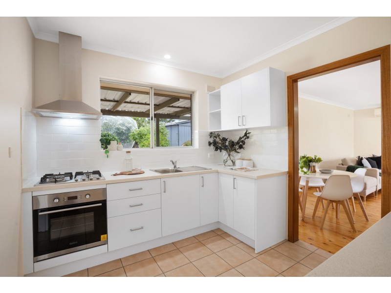 6 Torrens Street, Happy Valley SA 5159