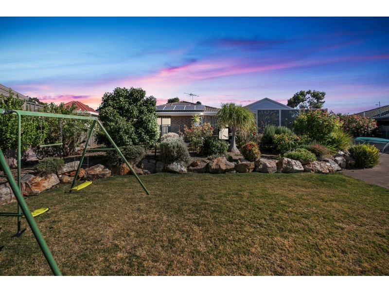 19 Richmond Grove, Onkaparinga Hills SA 5163