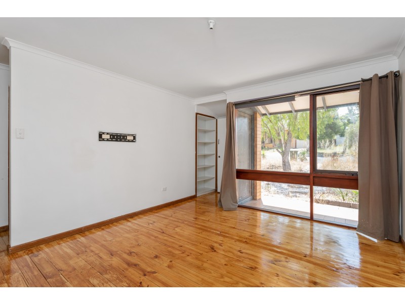 42 Poznan Crescent, Hackham West SA 5163