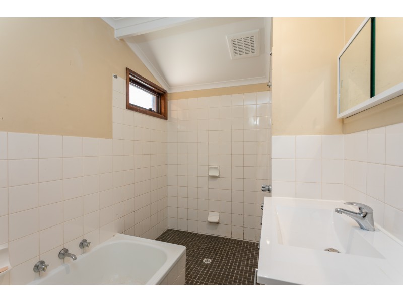 42 Poznan Crescent, Hackham West SA 5163