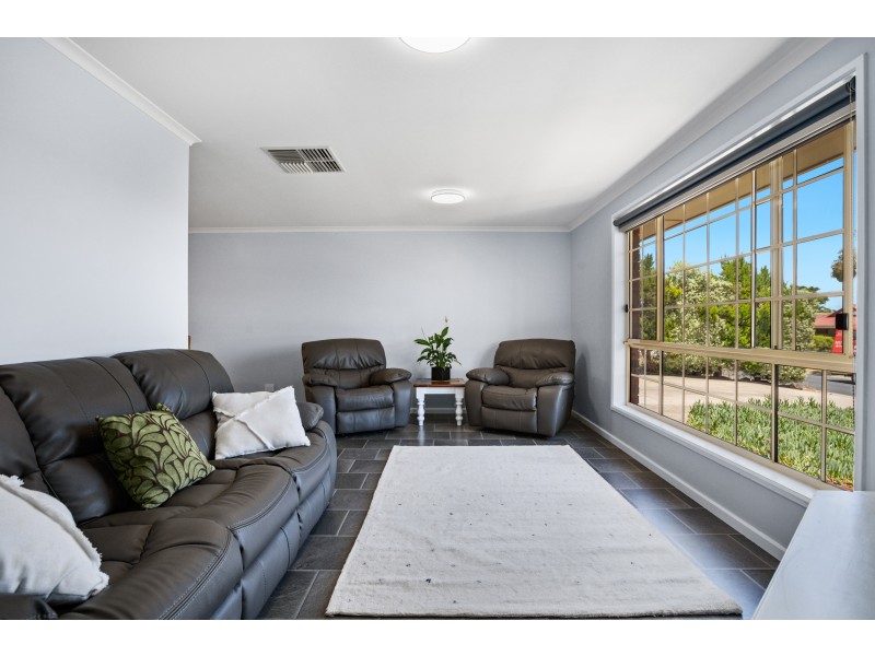 11 Ballast Close, Seaford Rise SA 5169