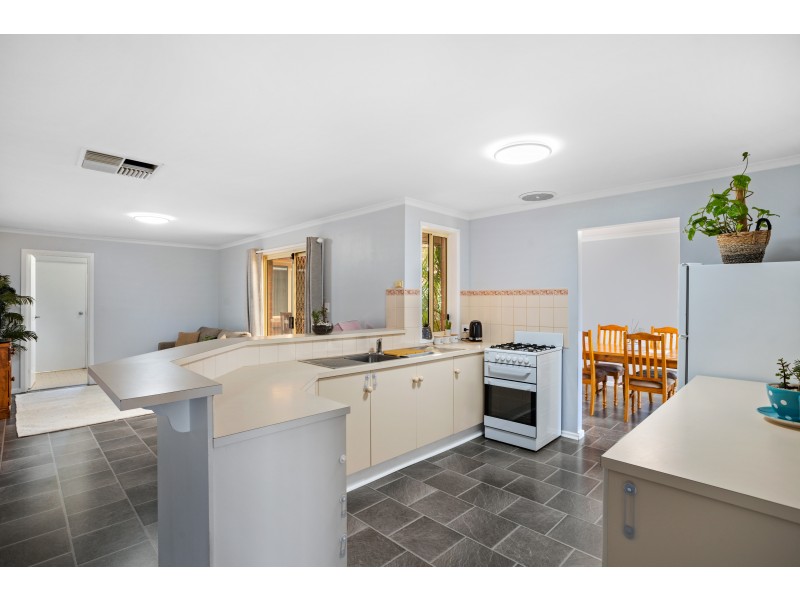 11 Ballast Close, Seaford Rise SA 5169