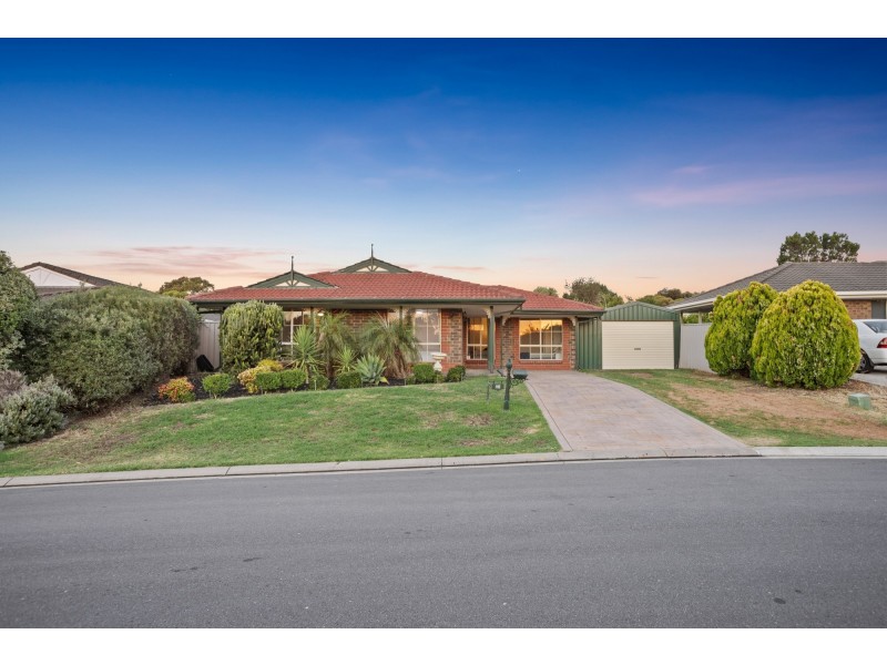 92 Mawson Circuit, Woodcroft SA 5162