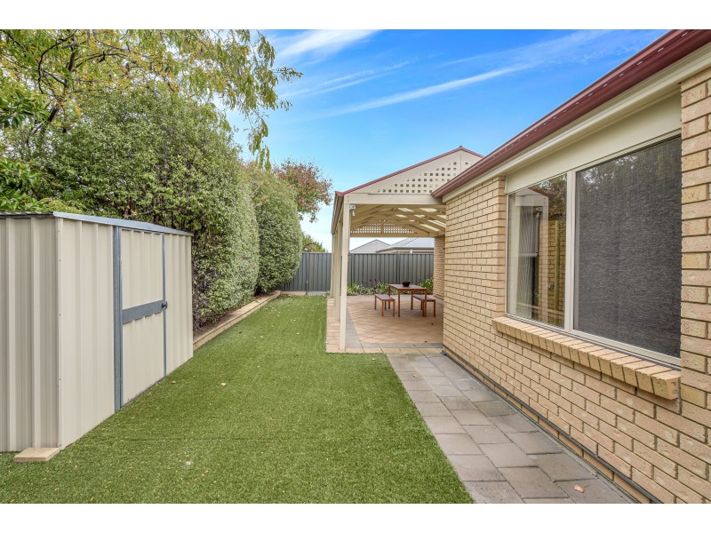 18 Acacia Grove, Flagstaff Hill SA 5159