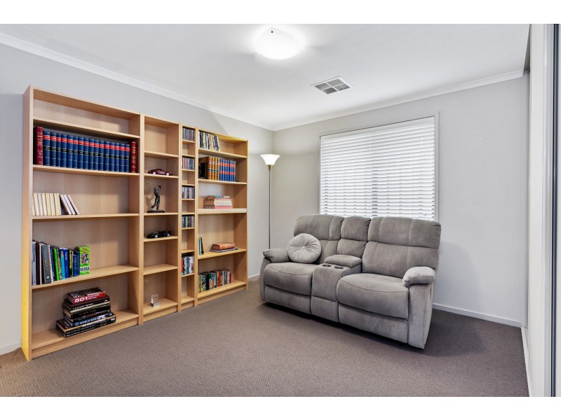 19 Acacia Grove, Flagstaff Hill SA 5159