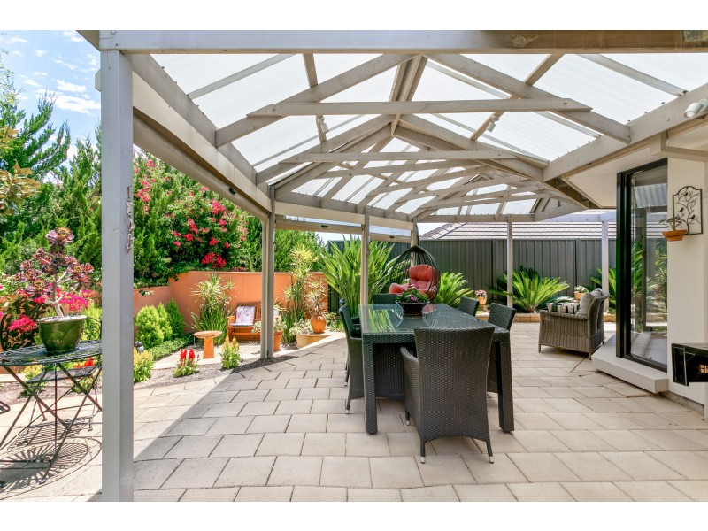 19 Acacia Grove, Flagstaff Hill SA 5159