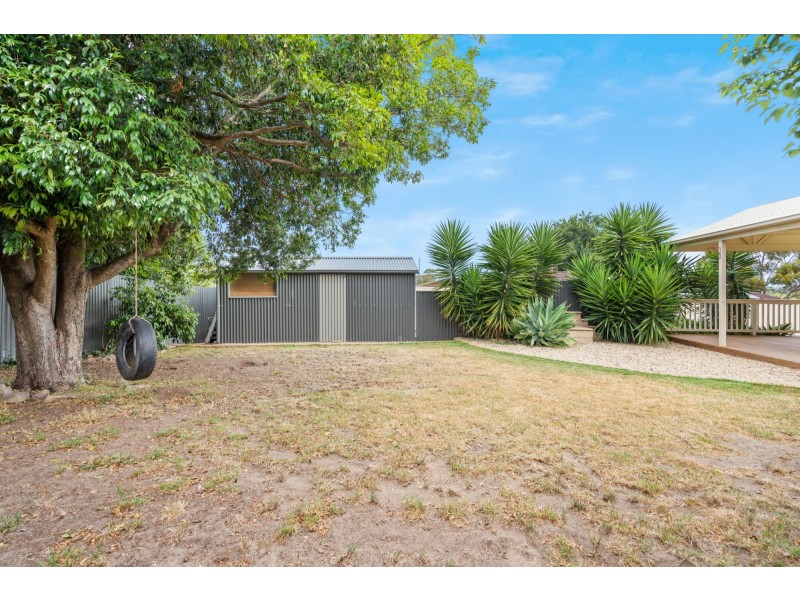 26 Suzanne Avenue, Morphett Vale SA 5162