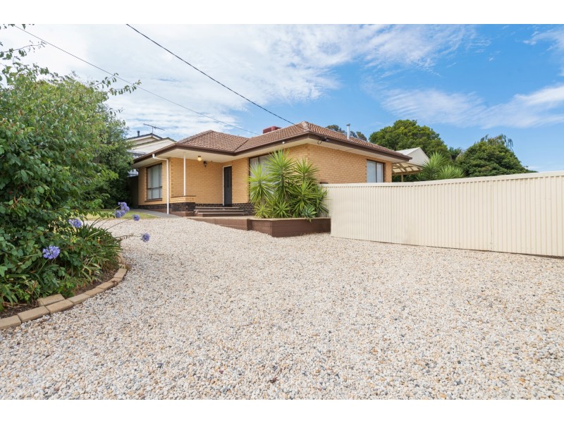 26 Suzanne Avenue, Morphett Vale SA 5162