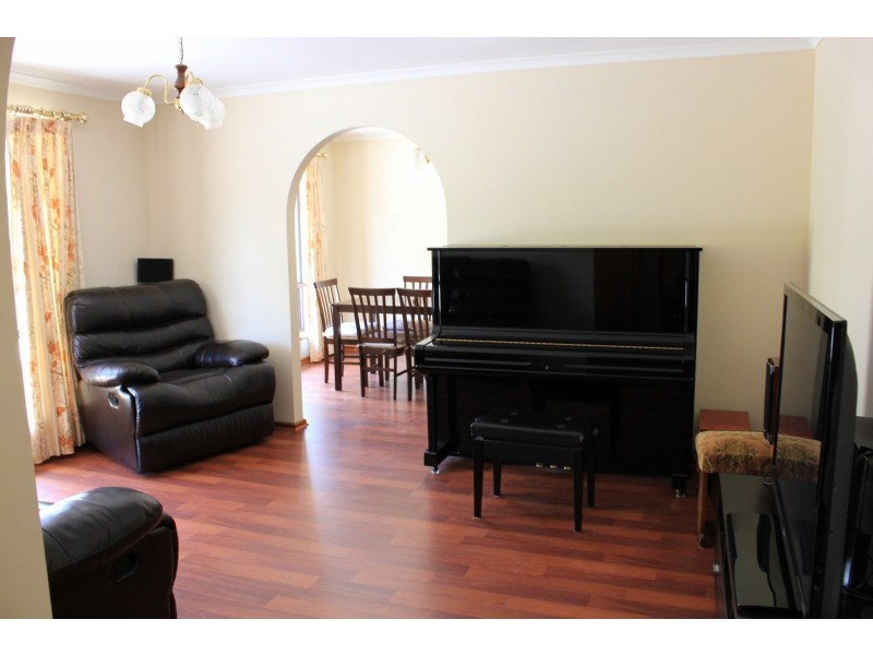 9 Zeevalk Avenue, Hallett Cove SA 5158