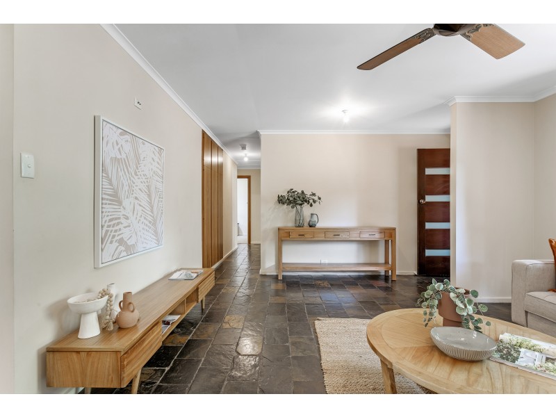 4 Swifte Court, Aberfoyle Park SA 5159