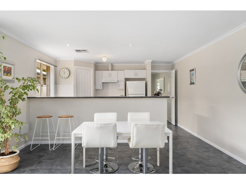 685 Grand Blvd, Seaford Meadows SA 5169