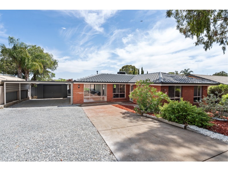 13 Homestead Drive, Aberfoyle Park SA 5159