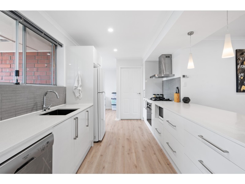 13 Homestead Drive, Aberfoyle Park SA 5159