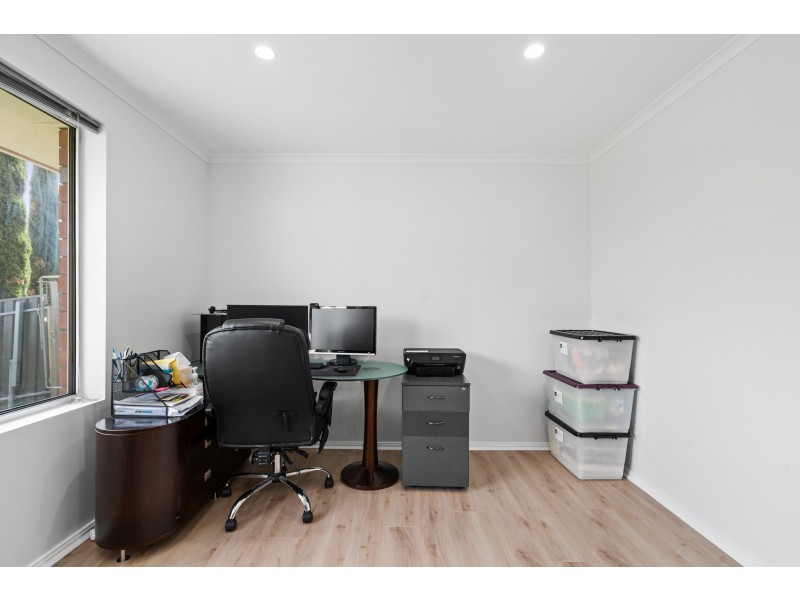 13 Homestead Drive, Aberfoyle Park SA 5159