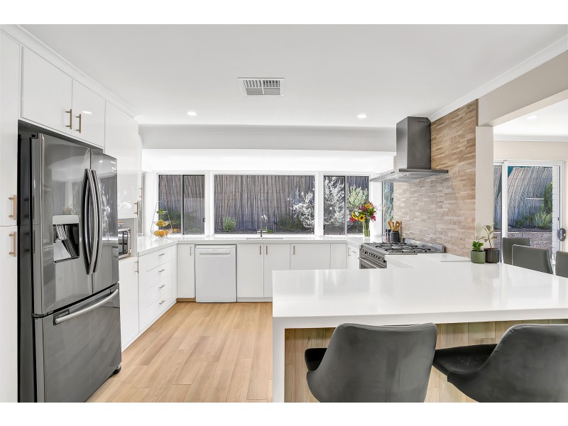 4 Windebanks Road, Happy Valley SA 5159