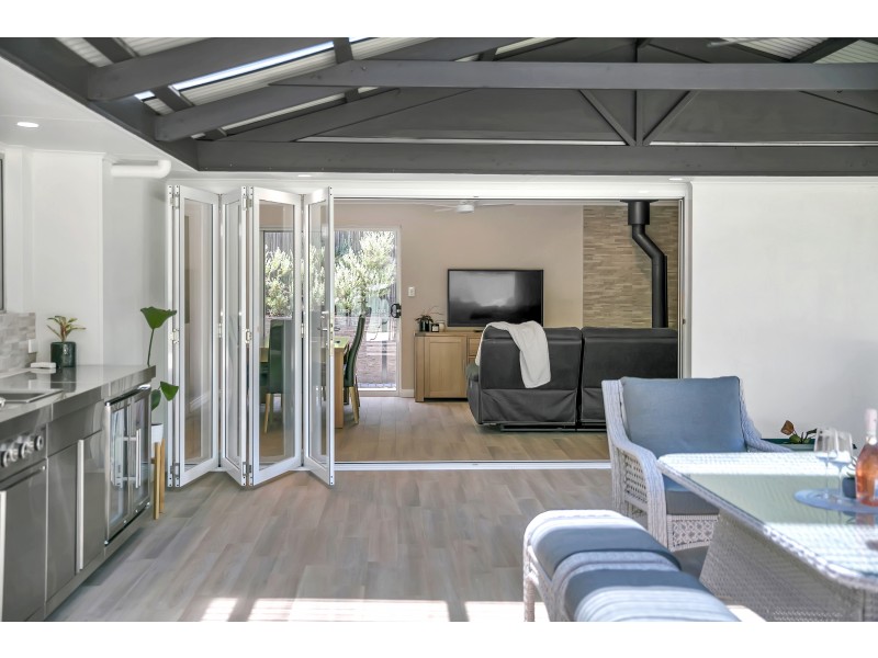 4 Windebanks Road, Happy Valley SA 5159