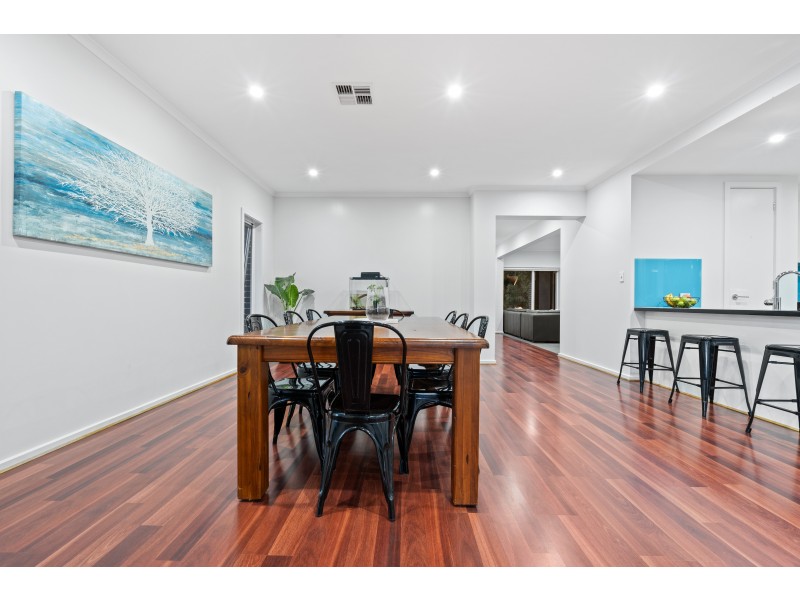 16 Harewood Grove, Meadows SA 5201