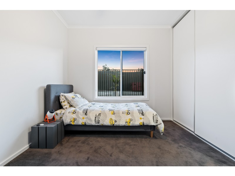 16 Harewood Grove, Meadows SA 5201