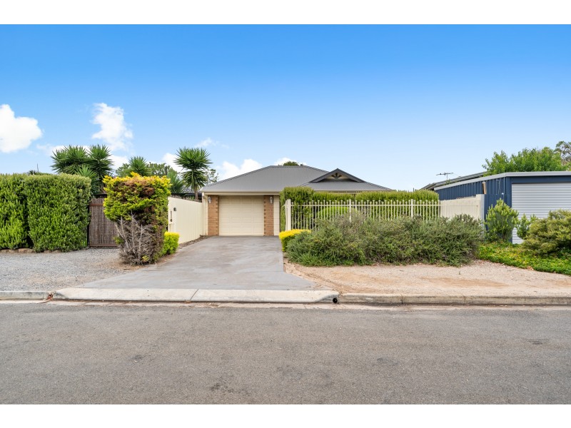 17 Berry Street, Aldinga Beach SA 5173