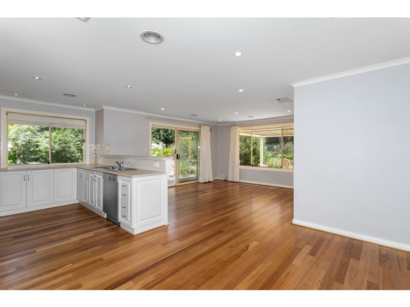 32 Allworth Drive, Happy Valley SA 5159