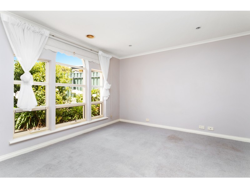 32 Allworth Drive, Happy Valley SA 5159