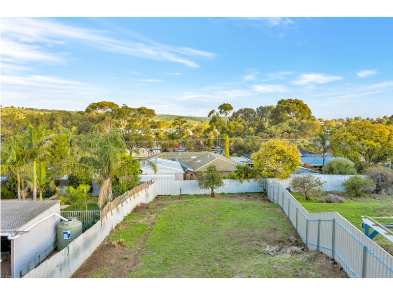 18 Lancing Court, Huntfield Heights SA 5163