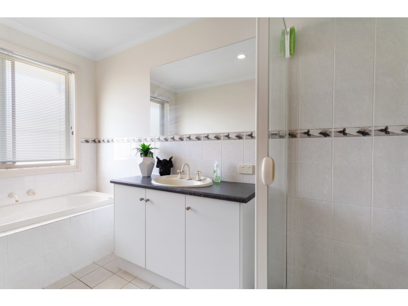 8 Tintara Walk, Noarlunga Downs SA 5168