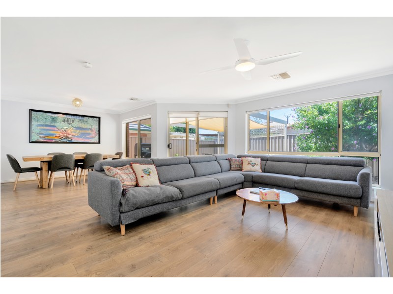 3/11 Hillview Crescent, South Brighton SA 5048