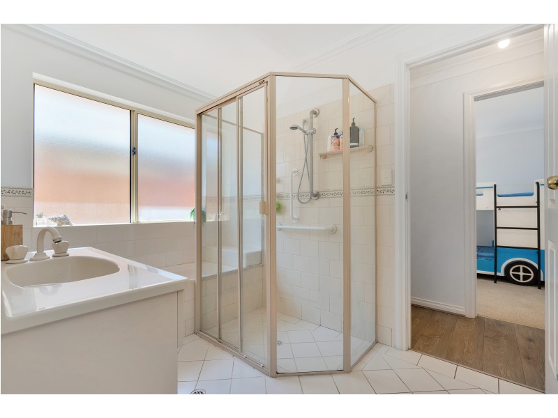 3/11 Hillview Crescent, South Brighton SA 5048