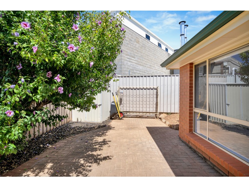 3/11 Hillview Crescent, South Brighton SA 5048