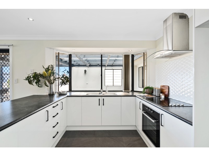 15 Marla Crescent, Noarlunga Downs SA 5168