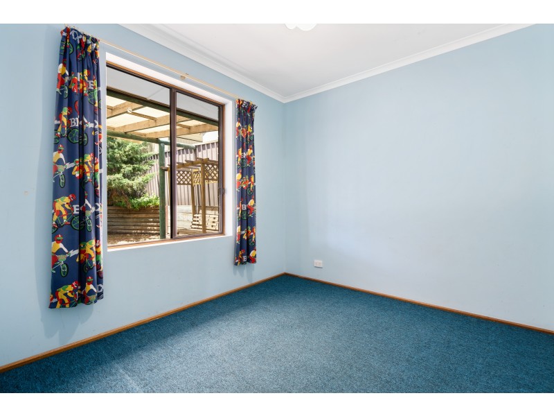 17 Andrew Court, Aberfoyle Park SA 5159