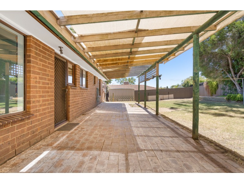 17 Andrew Court, Aberfoyle Park SA 5159