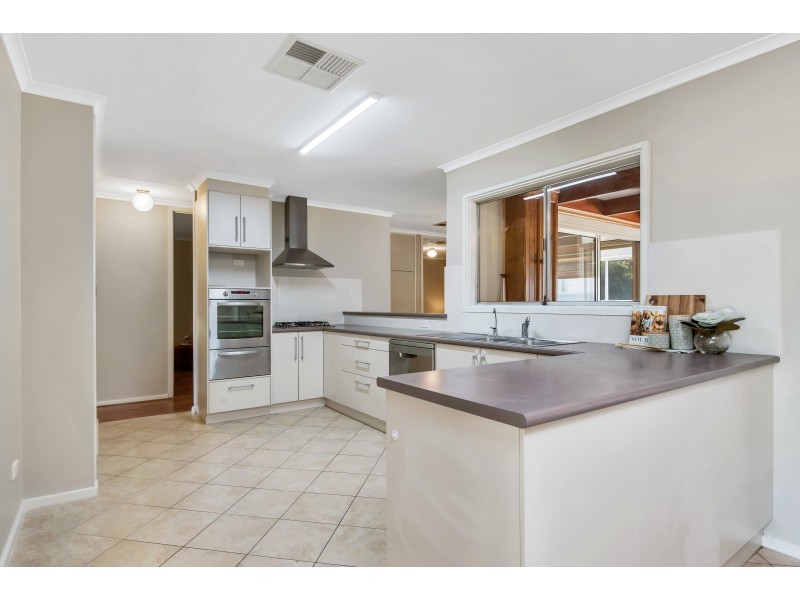 5 Warakila Court, Sheidow Park SA 5158