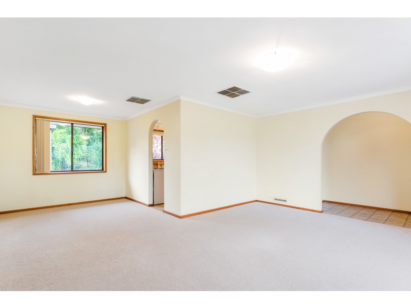 4 Marienberg Rise, Aberfoyle Park SA 5159