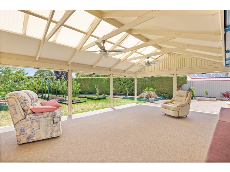 15 McBurney Crescent, Aldinga Beach SA 5173