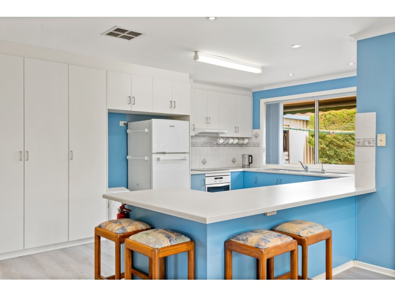 15 McBurney Crescent, Aldinga Beach SA 5173