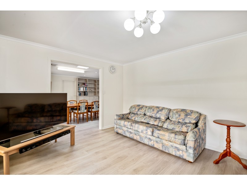 15 McBurney Crescent, Aldinga Beach SA 5173