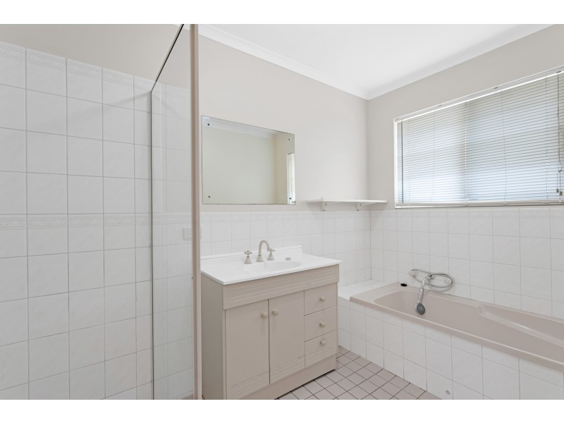 2/20 Second Avenue, Ascot Park SA 5043