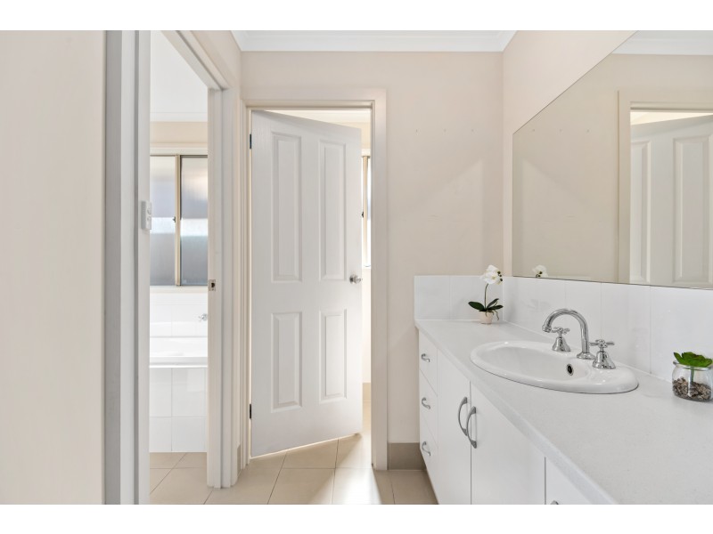7 Bayley Circuit, Trott Park SA 5158