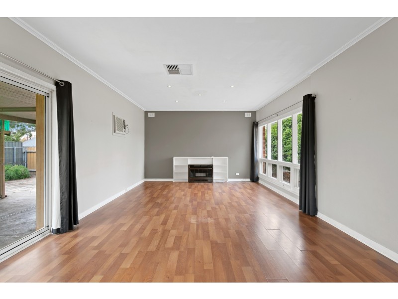 12 Lynne Court, Marion SA 5043