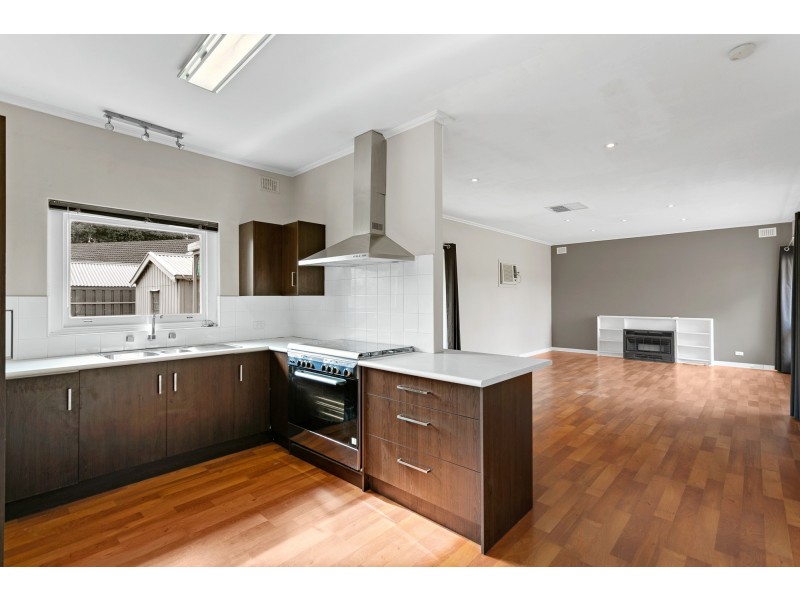 12 Lynne Court, Marion SA 5043