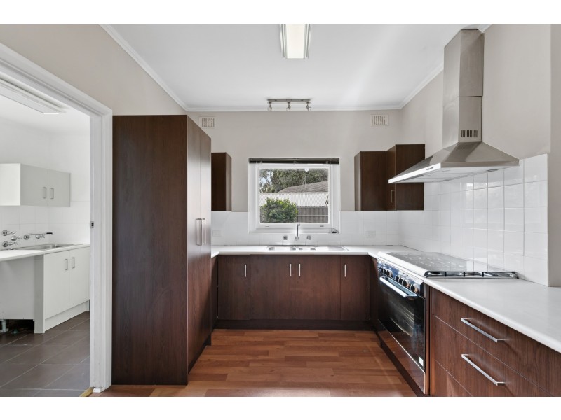 12 Lynne Court, Marion SA 5043