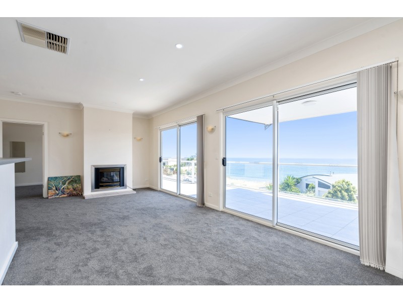 18 Albatross Walk, Hallett Cove SA 5158