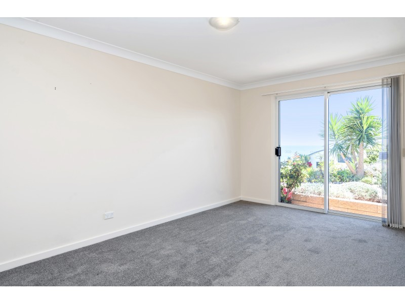 18 Albatross Walk, Hallett Cove SA 5158