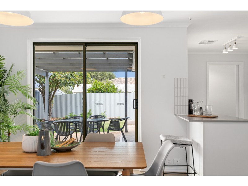 22 Paragon Avenue, Aberfoyle Park SA 5159