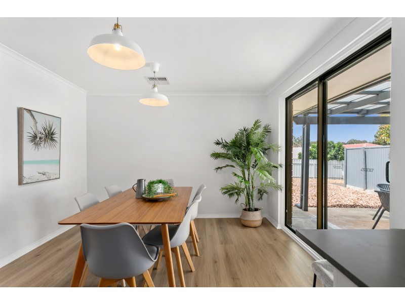 22 Paragon Avenue, Aberfoyle Park SA 5159