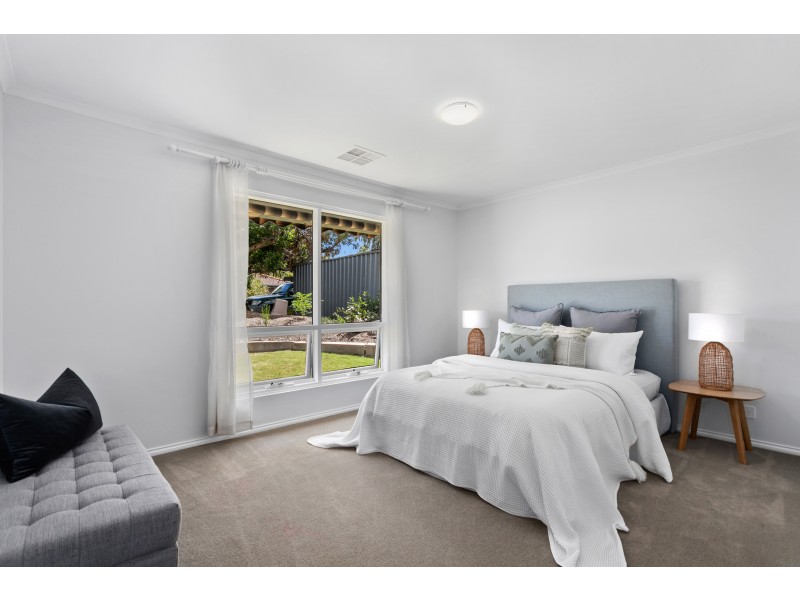 22 Paragon Avenue, Aberfoyle Park SA 5159