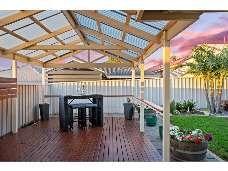 9 Hawksnest Avenue, Seaford Rise SA 5169
